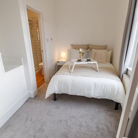 Sapphire Home Stay Liverpool Exterior foto